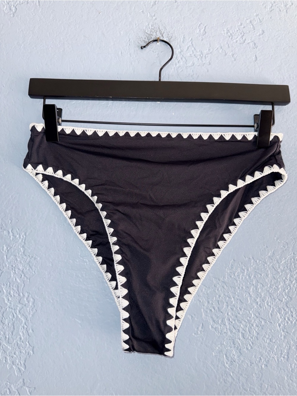 L’Space Black Bikini Bottoms with White Crochet Trim Size Medium
